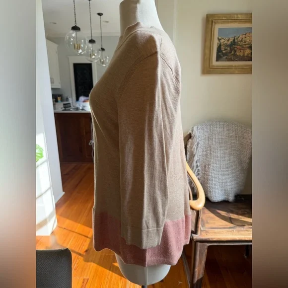 Angel Of The North Beige Sweater with Pink Hem - Picture 2 of 6